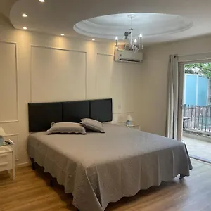 Quarto em Acomodações Particulares No Jardim Guedala, São Paulo
