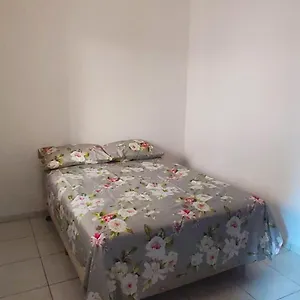 Quarto em Acomodações Particulares Sugoi - Ao Lado Do Aeroporto De Congonhas, São Paulo
